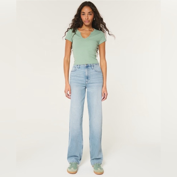 Hollister Blue Dad Cut Denim Jeans - Picture 1 of 6